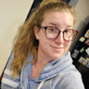 Meet your Posher, Caroline